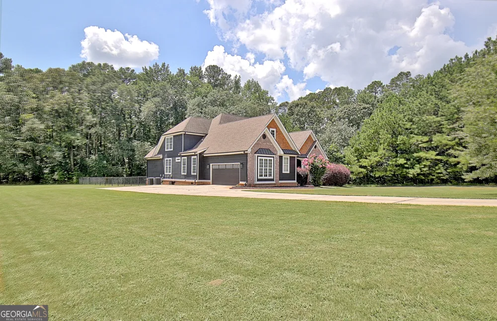 660 Sandy Creek RD Fayetteville, GA 30214