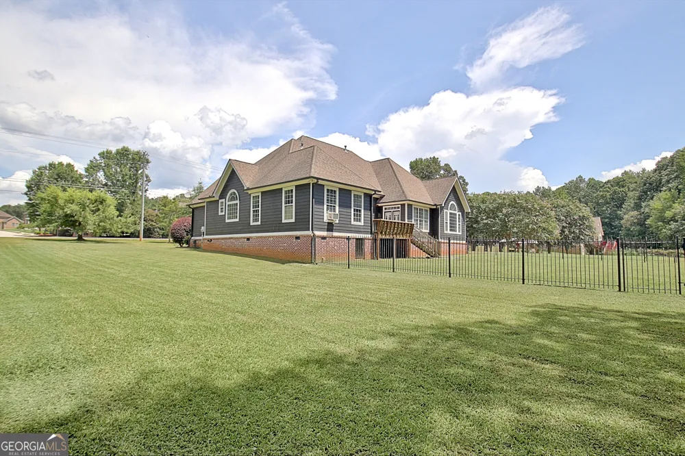 660 Sandy Creek RD Fayetteville, GA 30214
