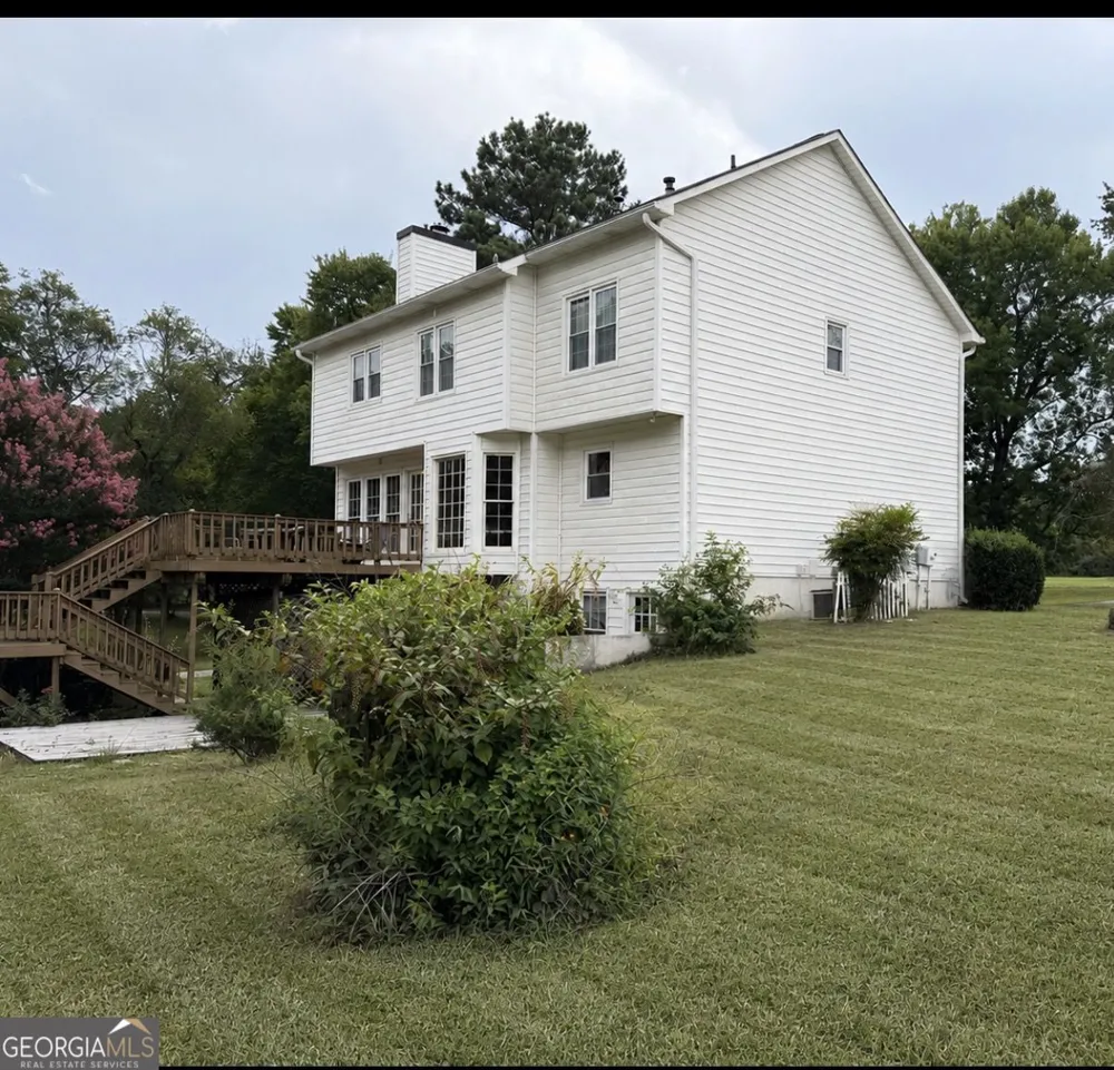 393 New Hope RD Fayetteville, GA 30214