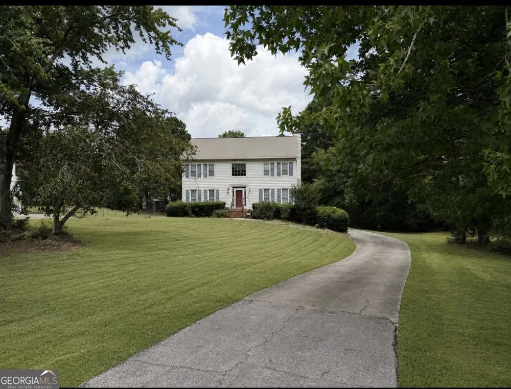 393 New Hope RD Fayetteville, GA 30214