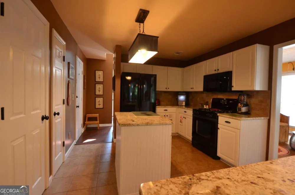2513 Baysridge DR NW Kennesaw, GA 30152