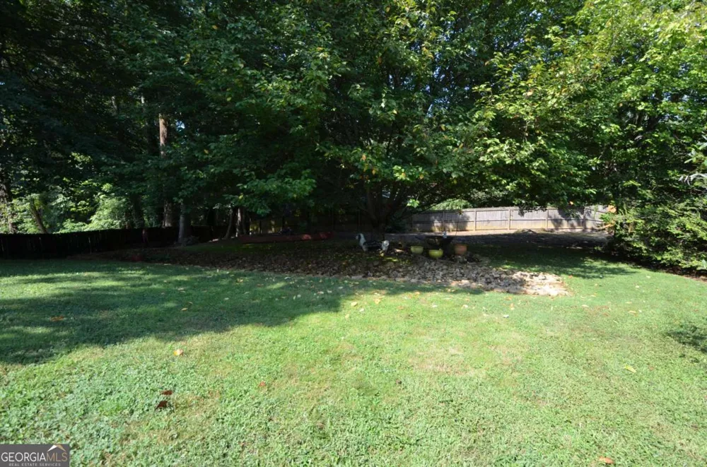 2513 Baysridge DR NW Kennesaw, GA 30152