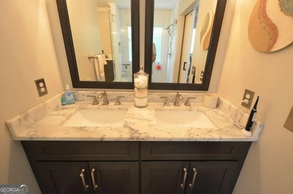 2513 Baysridge DR NW Kennesaw, GA 30152