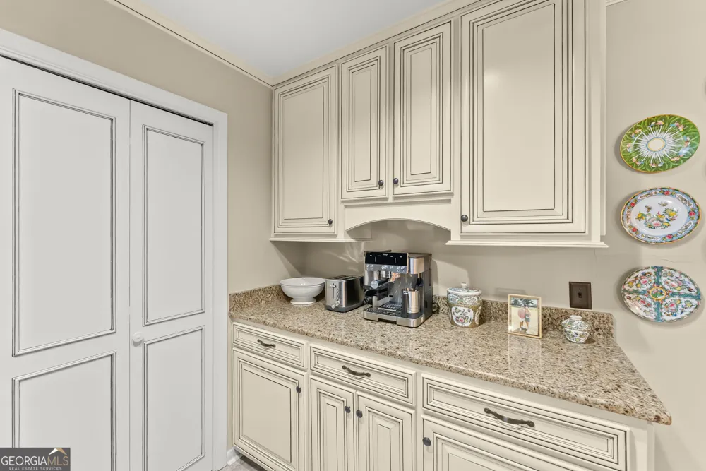 290 Cochran DR Gainesville, GA 30506