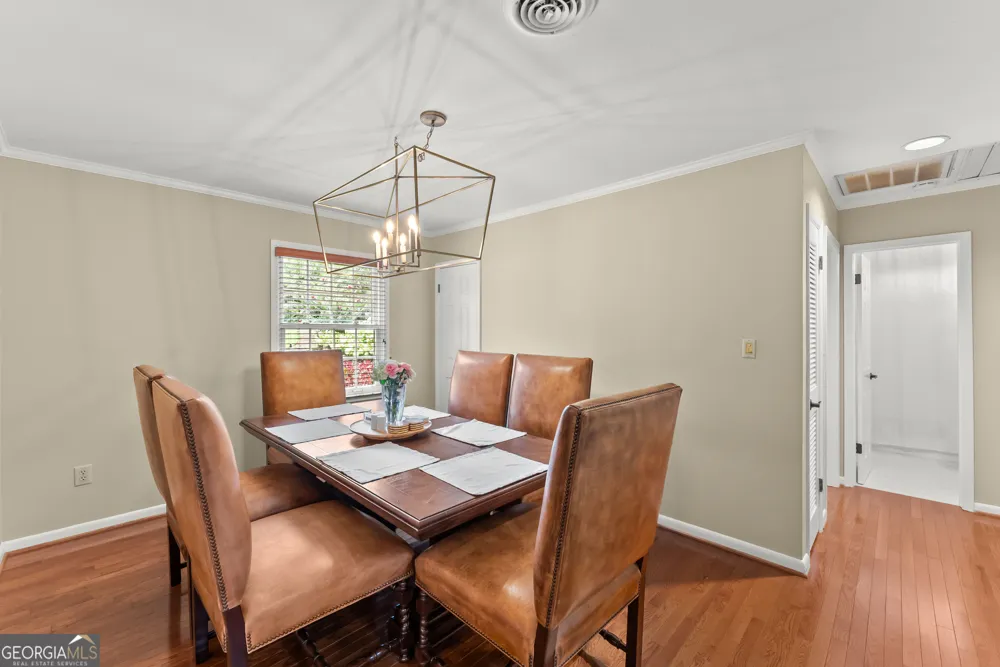 290 Cochran DR Gainesville, GA 30506