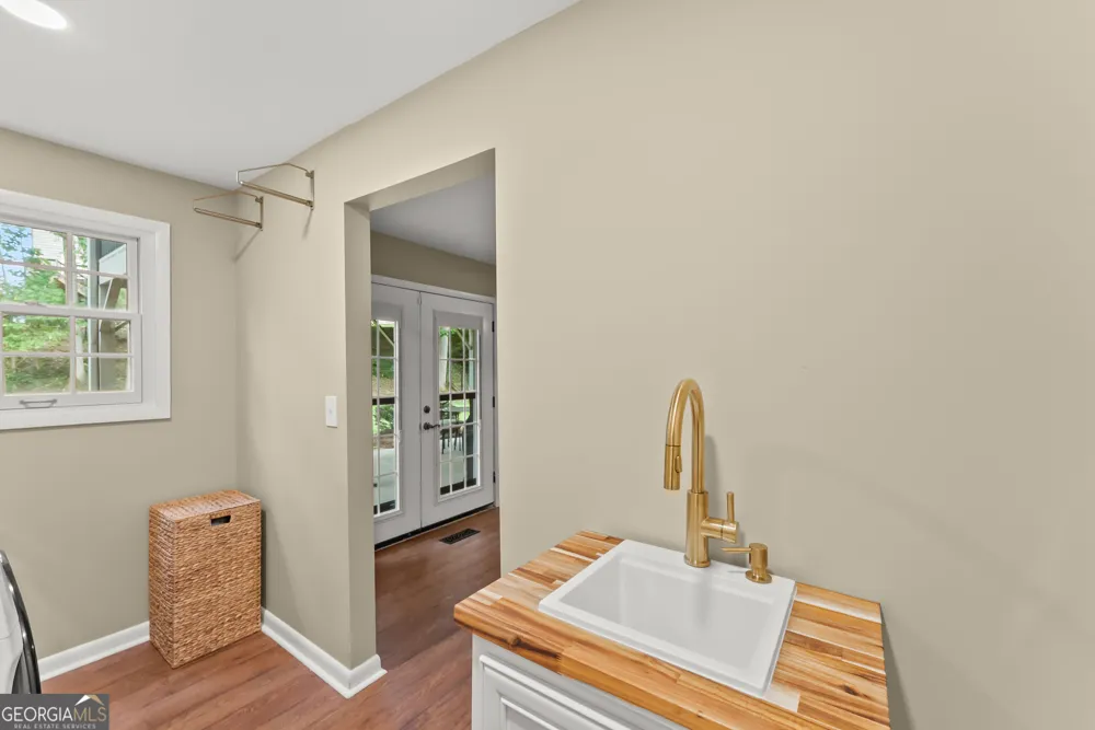 290 Cochran DR Gainesville, GA 30506