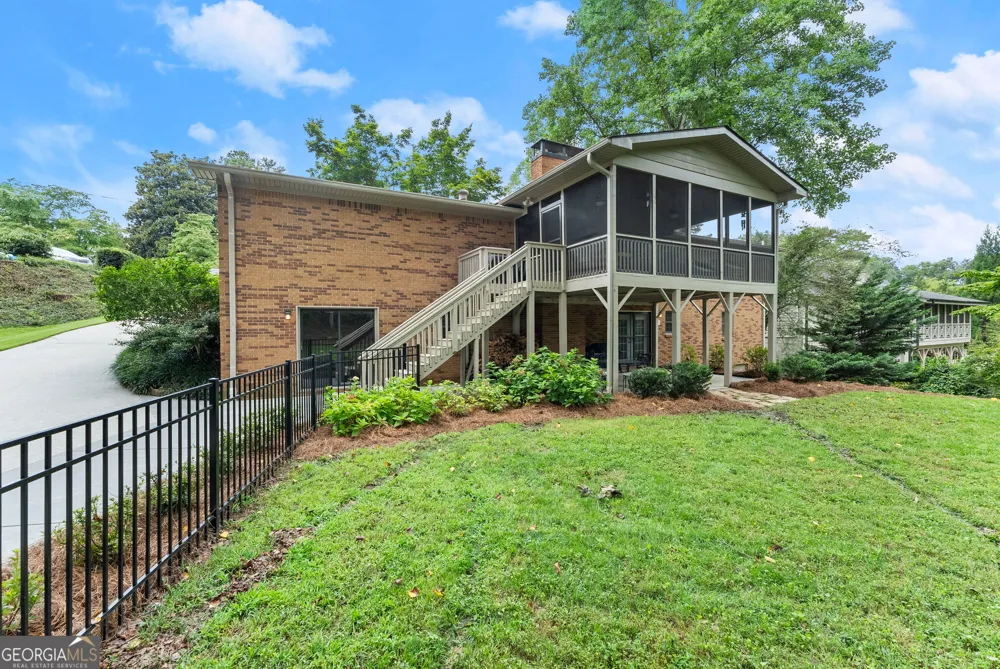 290 Cochran DR Gainesville, GA 30506