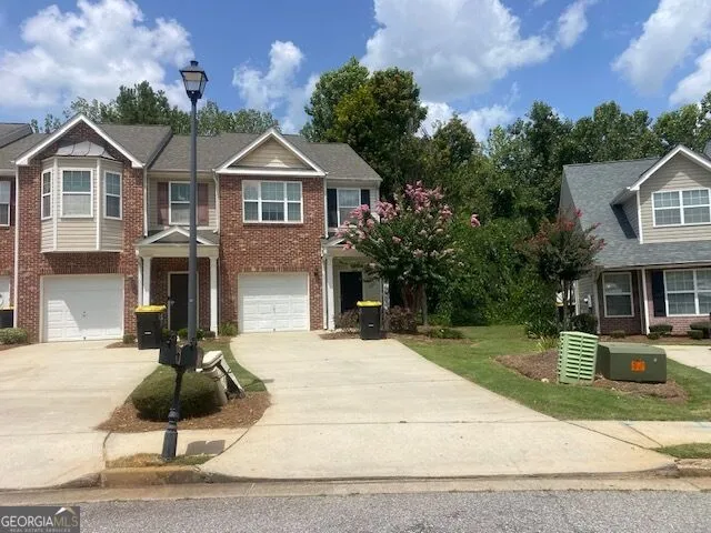 112 Chastain CIR Newnan, GA 30263