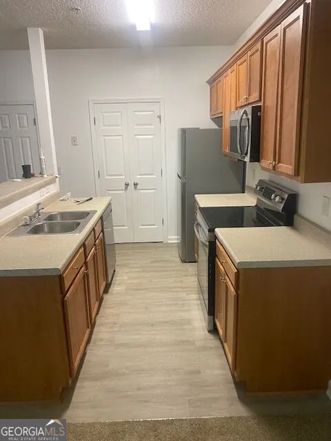 112 Chastain CIR Newnan, GA 30263