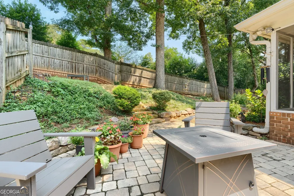 260 Abington DR Sandy Springs, GA 30328