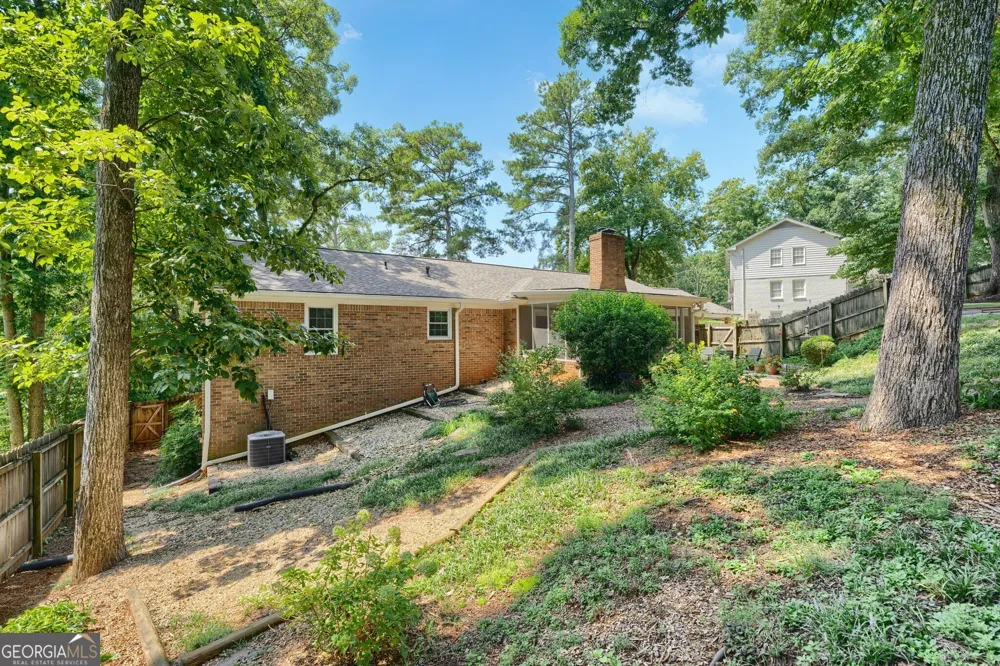260 Abington DR Sandy Springs, GA 30328