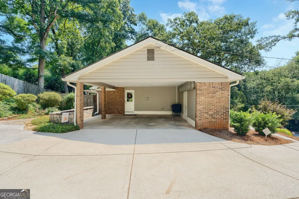 260 Abington DR Sandy Springs, GA 30328