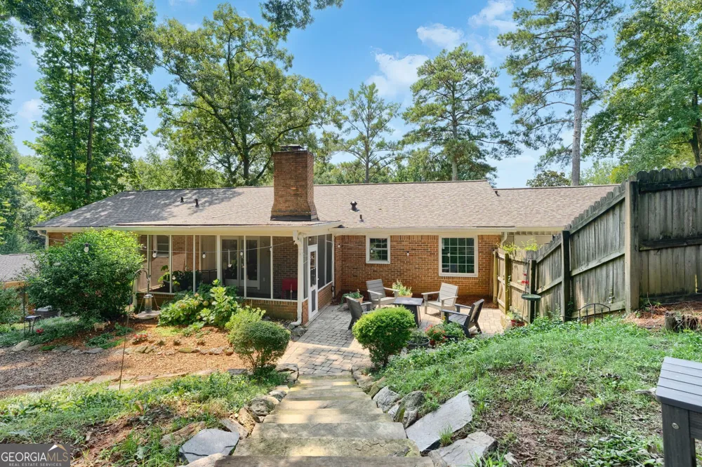 260 Abington DR Sandy Springs, GA 30328