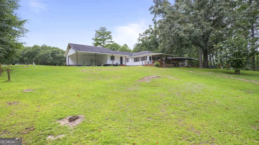 130 Austin CT Jesup, GA 31545