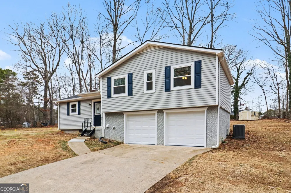 3864 YEAGER RD Douglasville, GA 30135