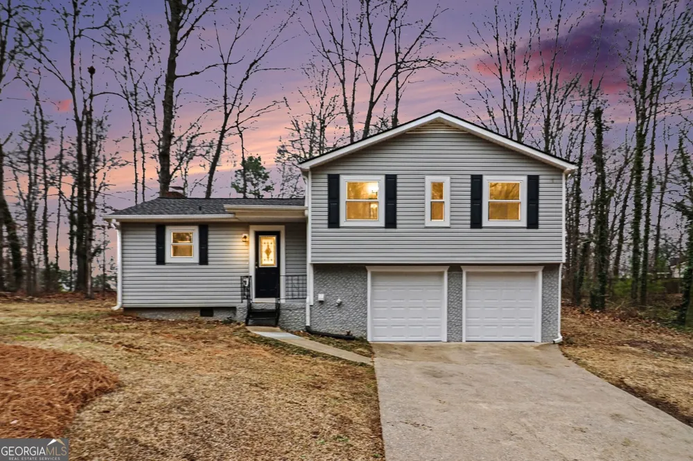 3864 YEAGER RD Douglasville, GA 30135