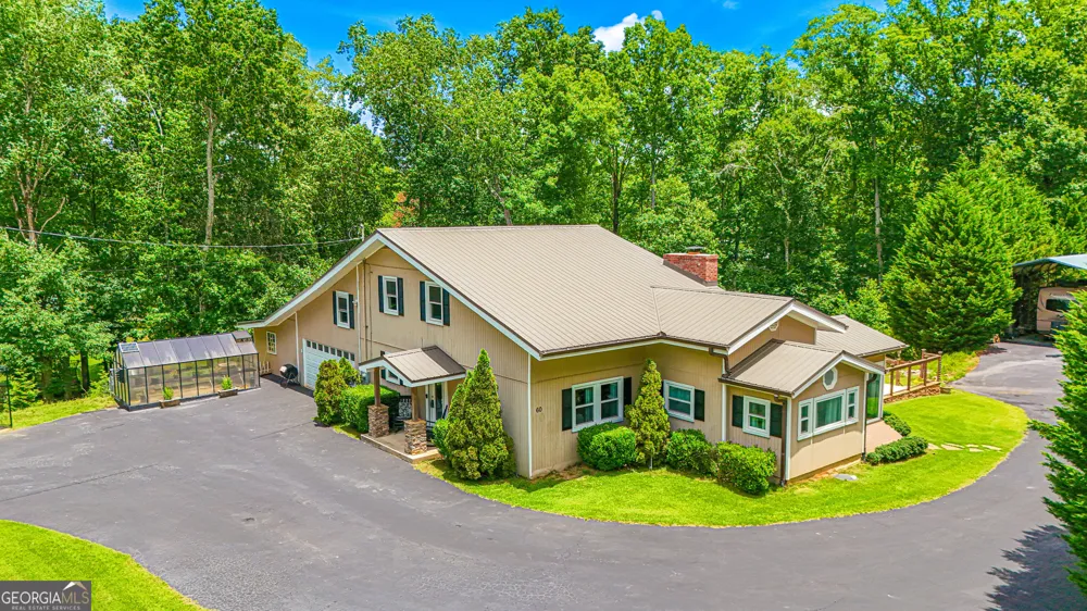 11 Edgewater CT Griffin, GA 30223