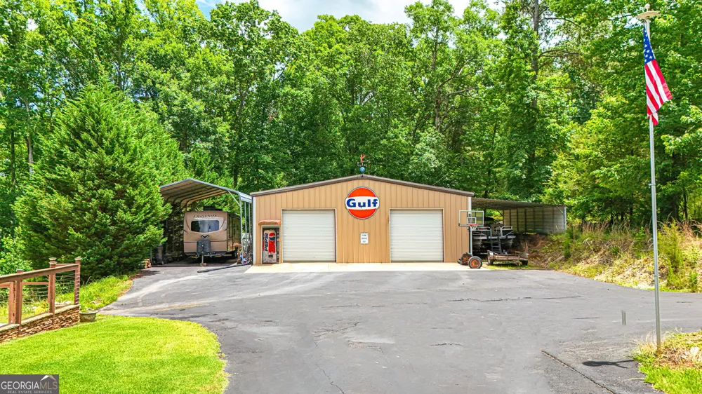11 Edgewater CT Griffin, GA 30223