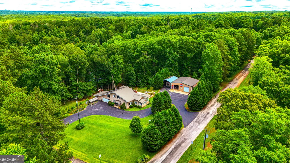 11 Edgewater CT Griffin, GA 30223