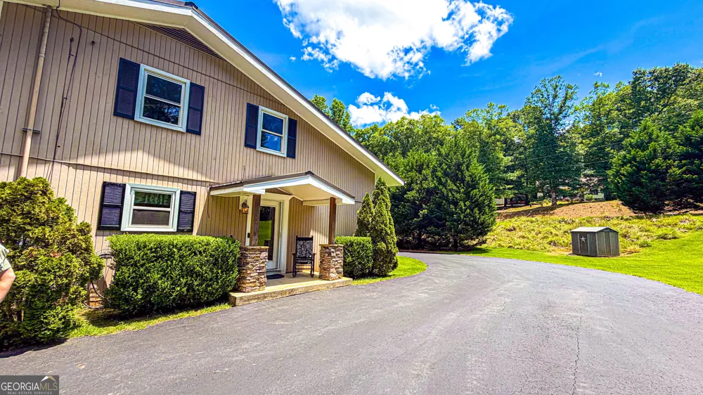 11 Edgewater CT Griffin, GA 30223