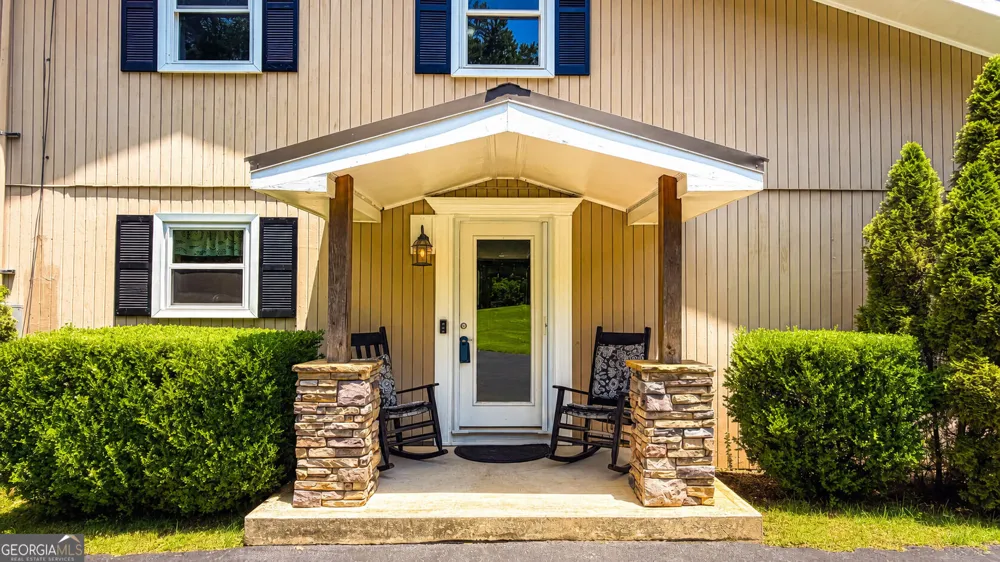 11 Edgewater CT Griffin, GA 30223