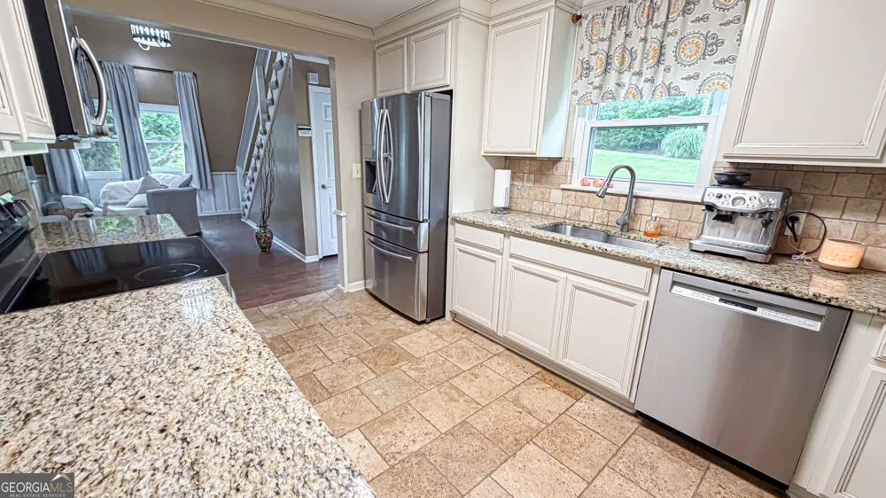 11 Edgewater CT Griffin, GA 30223