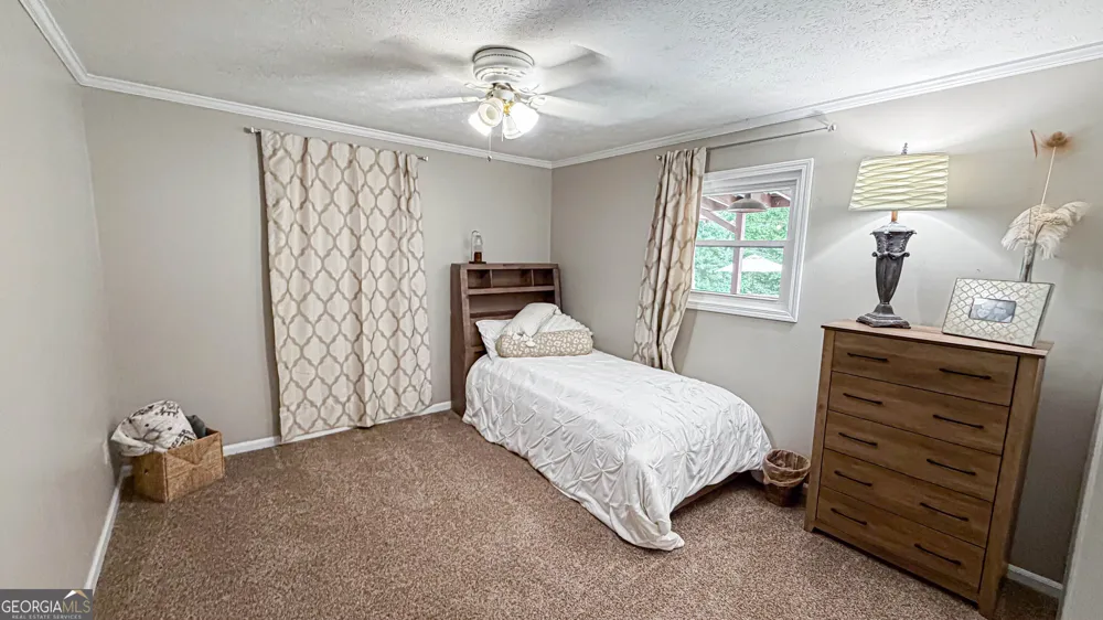 11 Edgewater CT Griffin, GA 30223