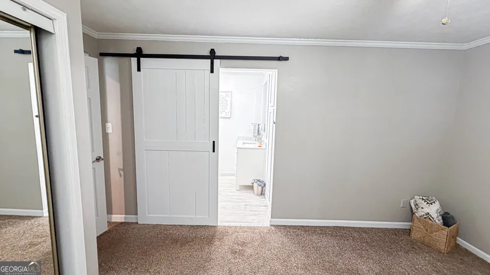 11 Edgewater CT Griffin, GA 30223