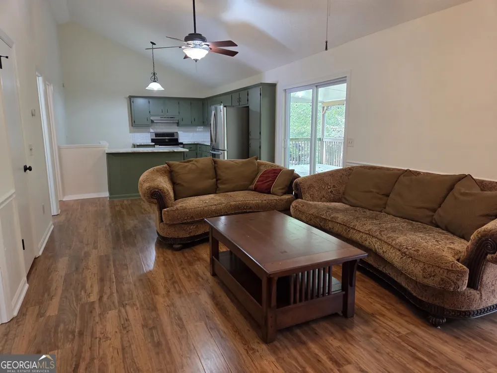 984 Overlook DR Dawsonville, GA 30534
