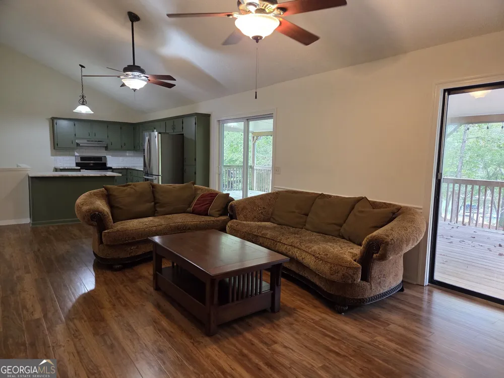 984 Overlook DR Dawsonville, GA 30534