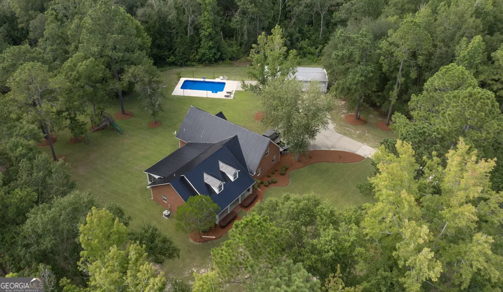 449 Roscoe Smith Collins, GA 30421