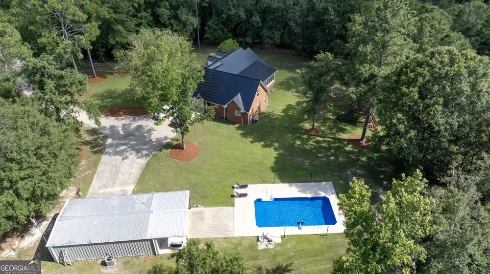449 Roscoe Smith Collins, GA 30421