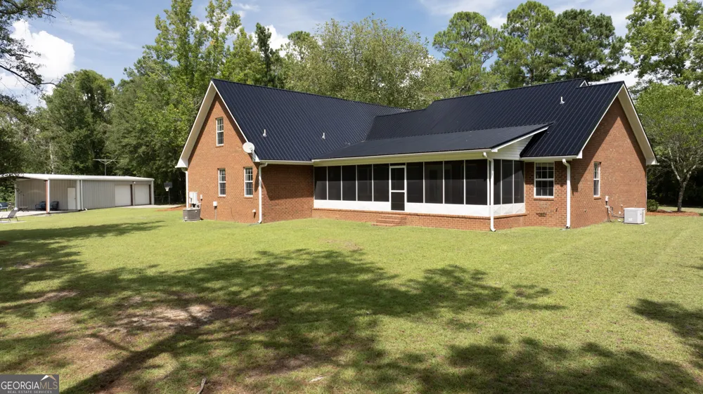 449 Roscoe Smith Collins, GA 30421