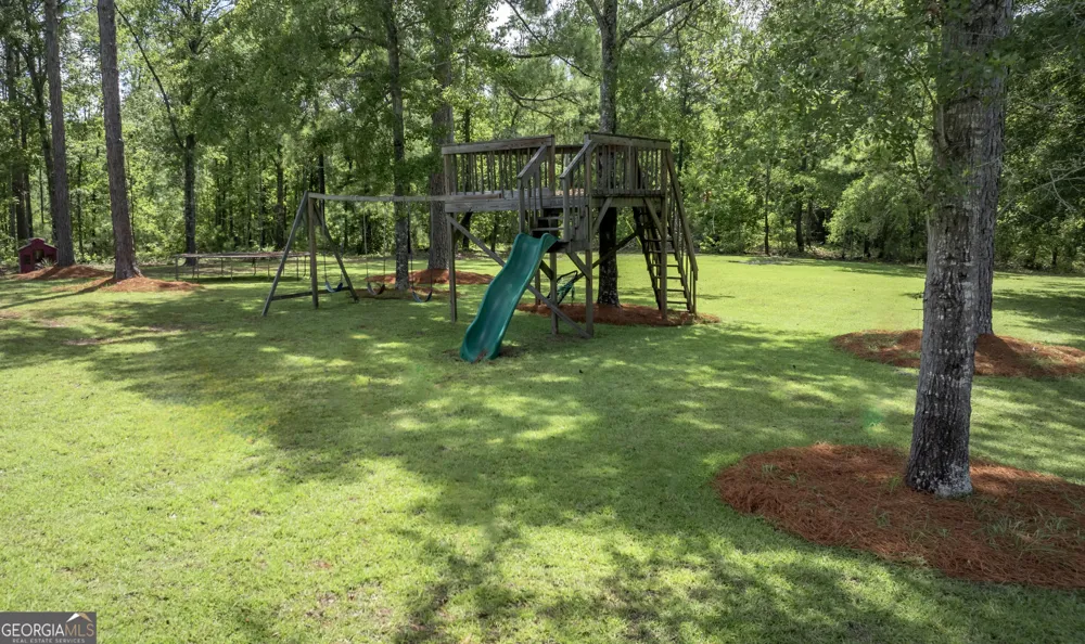 449 Roscoe Smith Collins, GA 30421