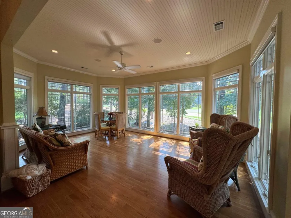 1020 Hixons Bluff DR Greensboro, GA 30642