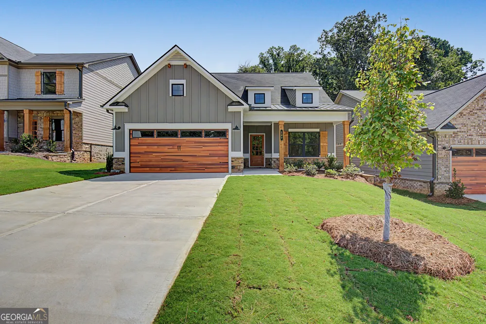 107 Everwood CT Dallas, GA 30132