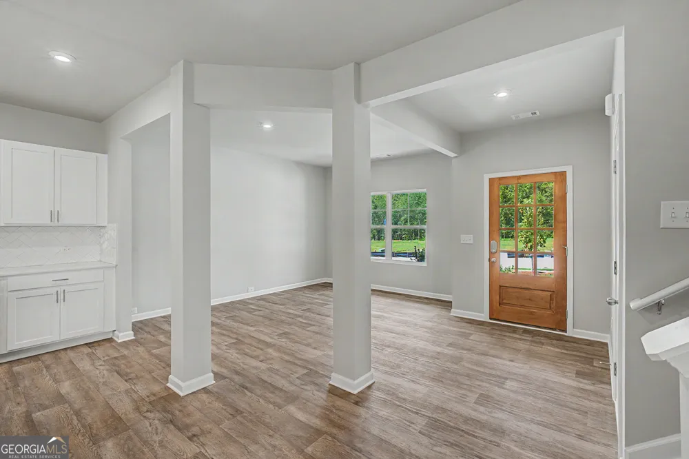 107 Everwood CT Dallas, GA 30132