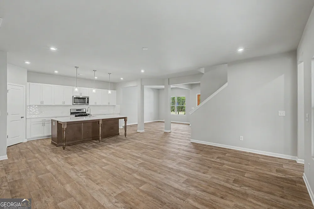 107 Everwood CT Dallas, GA 30132