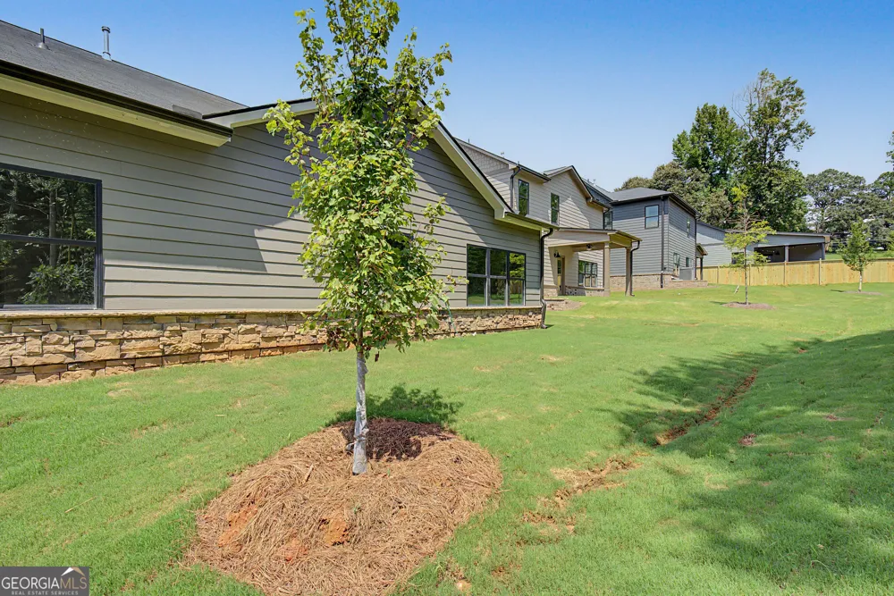 107 Everwood CT Dallas, GA 30132