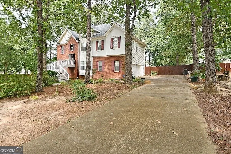 143 Burchfield RUN Carrollton, GA 30116
