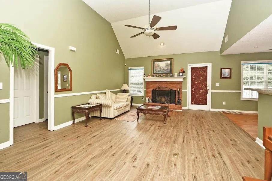 143 Burchfield RUN Carrollton, GA 30116