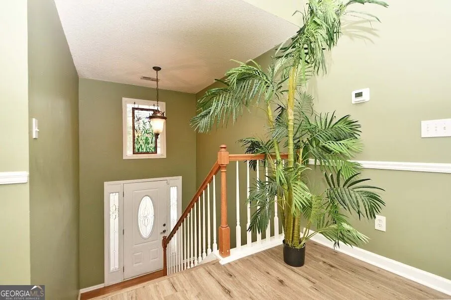 143 Burchfield RUN Carrollton, GA 30116