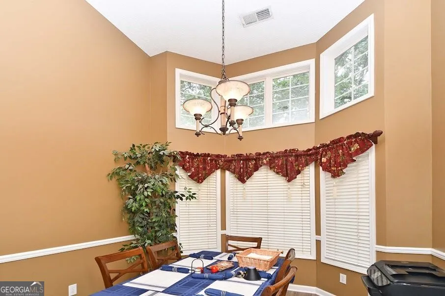 143 Burchfield RUN Carrollton, GA 30116