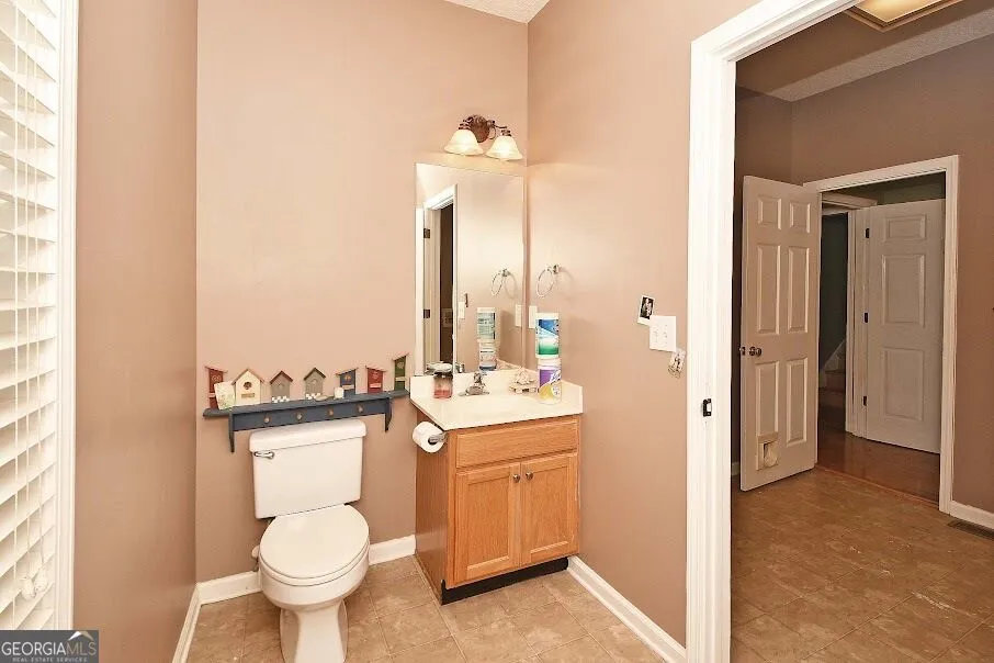 143 Burchfield RUN Carrollton, GA 30116
