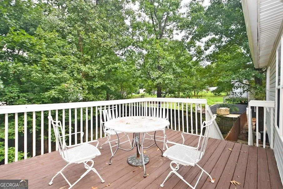 143 Burchfield RUN Carrollton, GA 30116