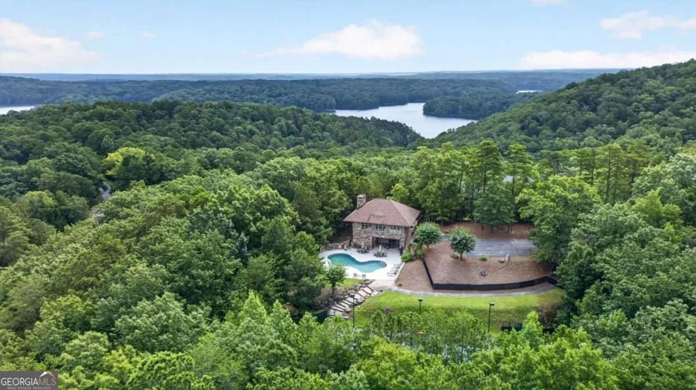 16 Ridgewater DR SE Cartersville, GA 30121