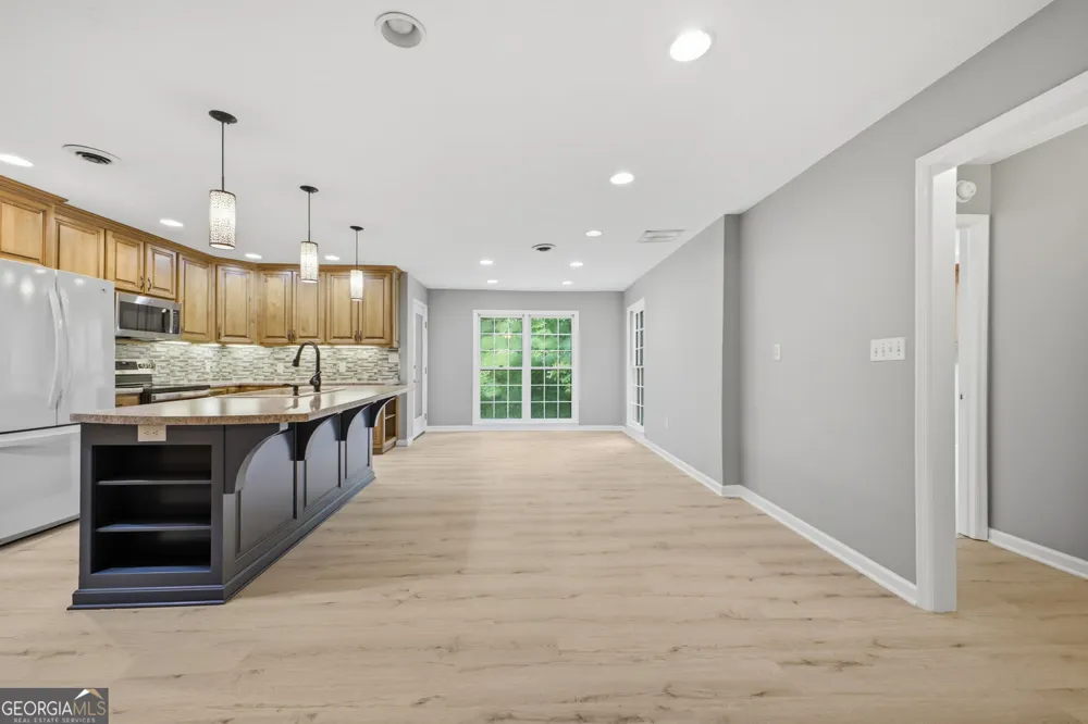571 Frontier CIR Summerville, GA 30747