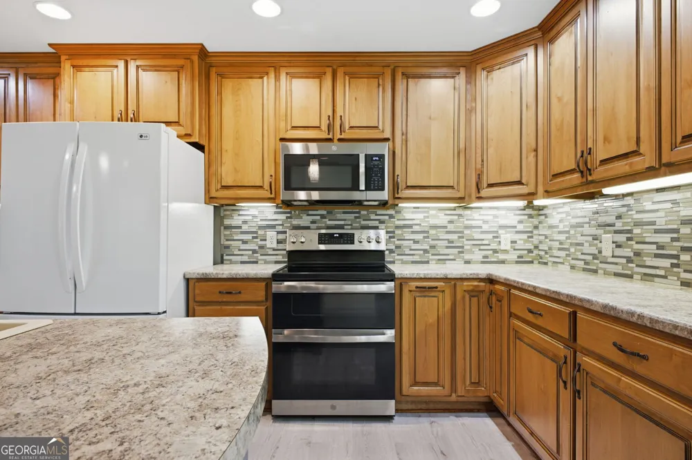 571 Frontier CIR Summerville, GA 30747