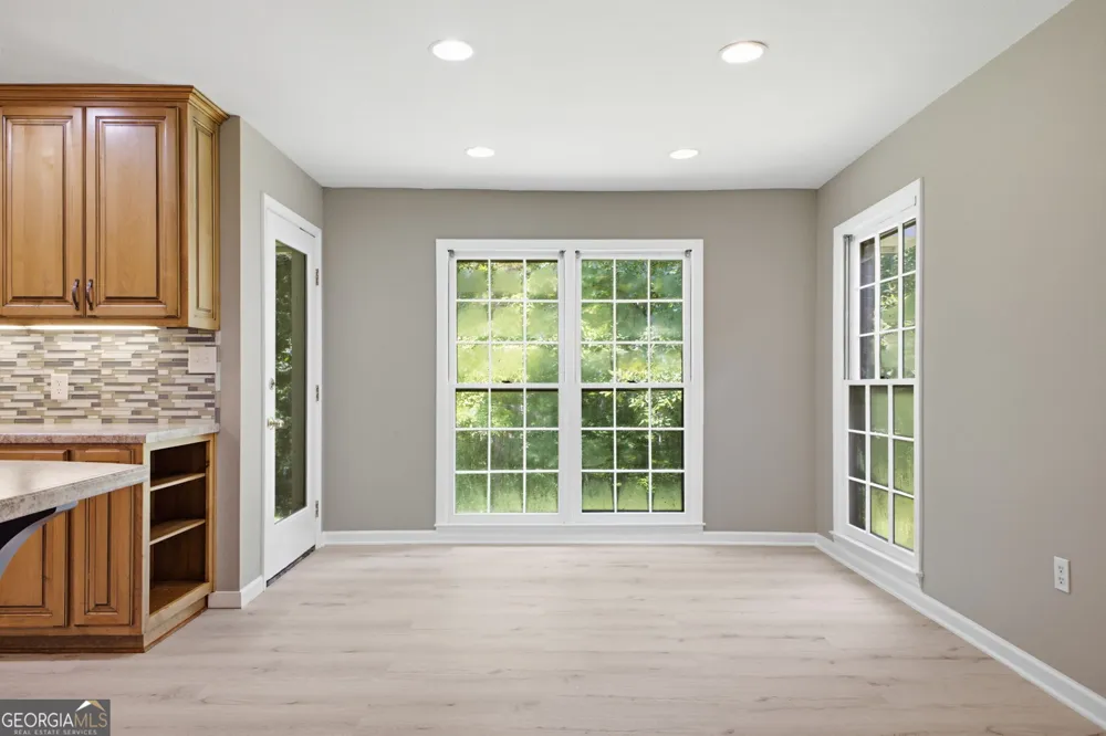 571 Frontier CIR Summerville, GA 30747