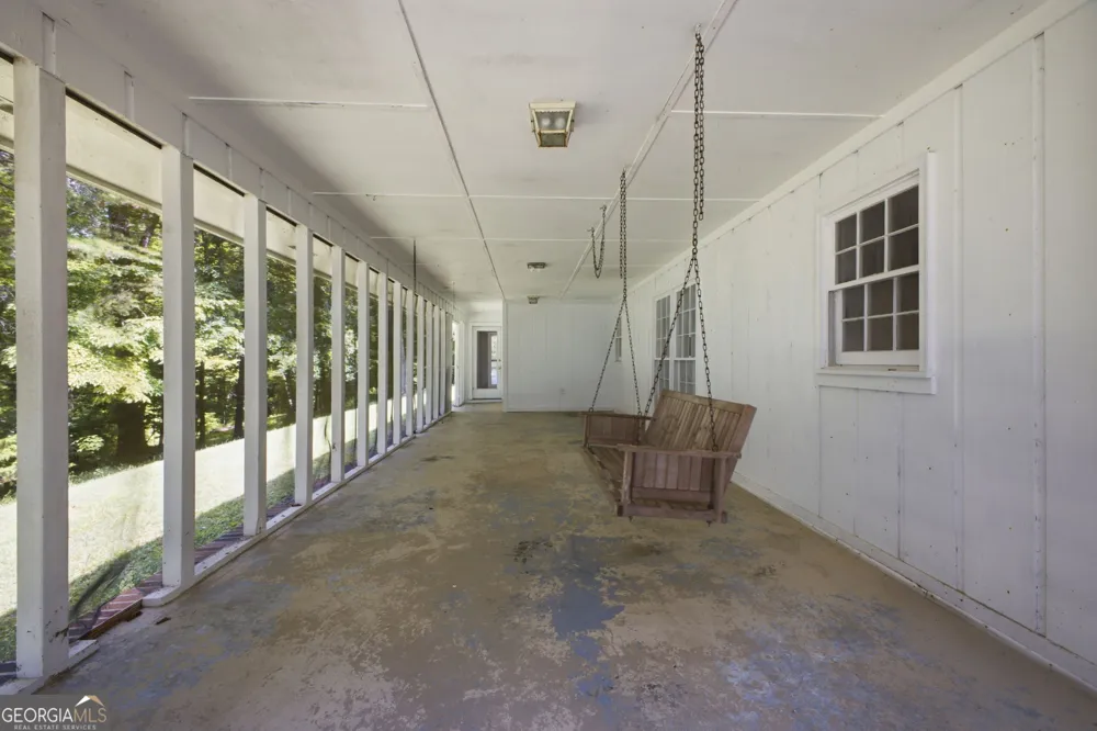 571 Frontier CIR Summerville, GA 30747